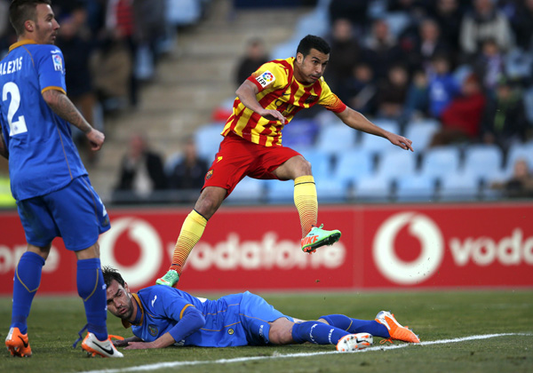 Pedro fires Barcelona fightback