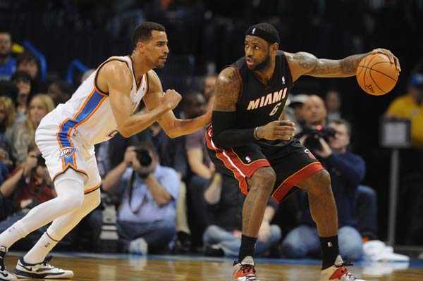 LeBron James leads Heat to big win over Thurder