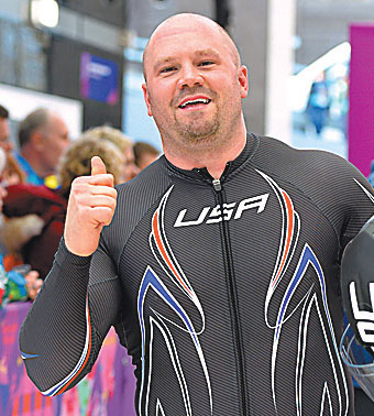us four-man bobsled pilot holcomb finished with a bronze medal