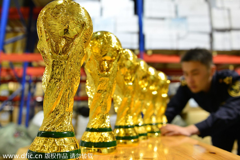 Fake World Cup trophies seized in E.China