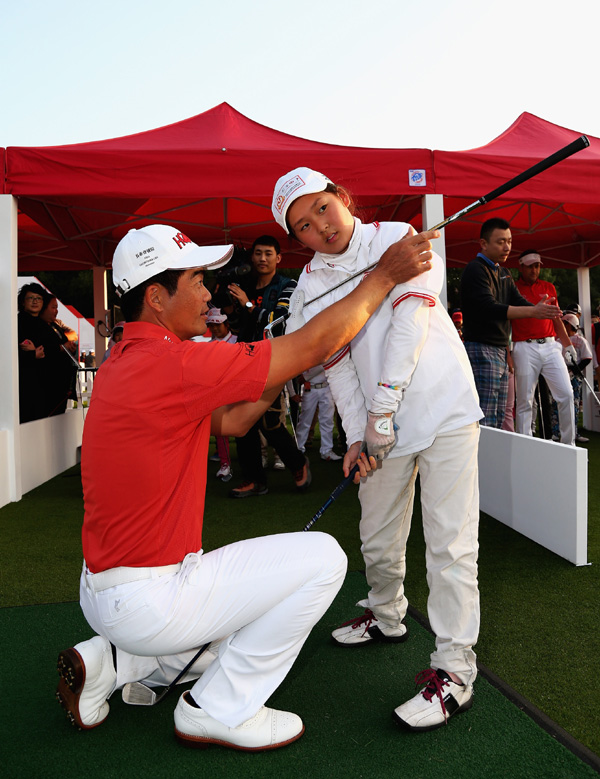 Poulter and Wenchong celebrate HSBC Champions 10th anniversary with China’s new golf generation