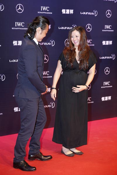 Djokovic, Dibaba crowned Laureus awards in Shanghai