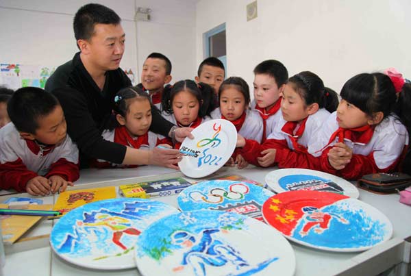 Cheers for Beijing's Winter Olympics bid as decision day nears