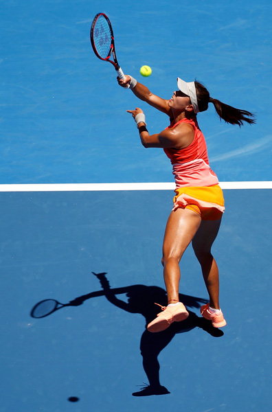 China's Wang Qiang pulls off stunning opening-round upset at Australian Open
