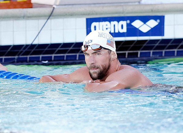 Phelps wins 200m freestyle at Mesa Pro Swim
