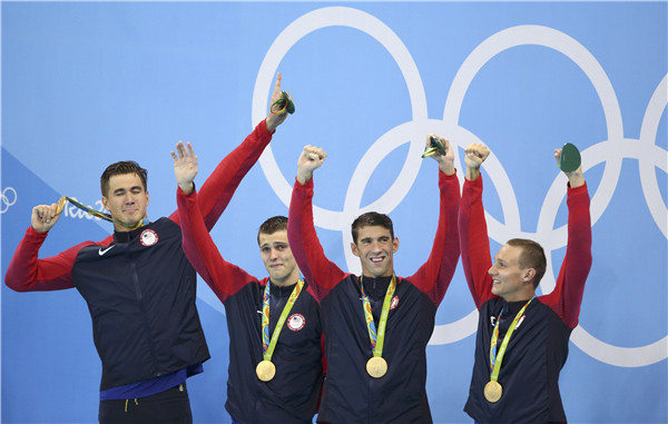 Phelps takes his 19th Olympic gold