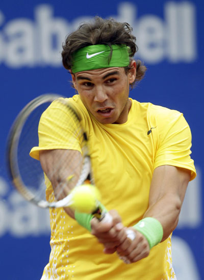Nadal trounces Gimeno-Traver in Barcelona opener