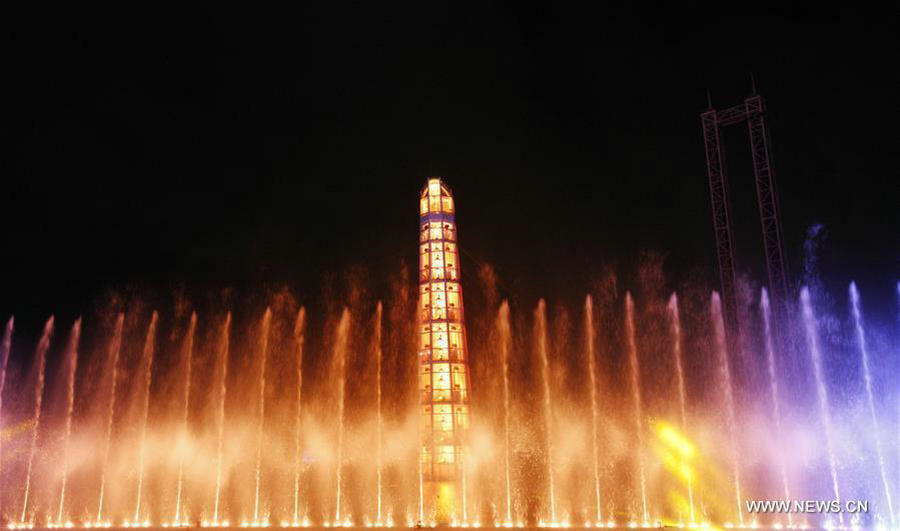 Light and water show creates marvellous visual effect in Shanghai