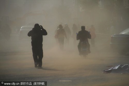 Sand storm hits China