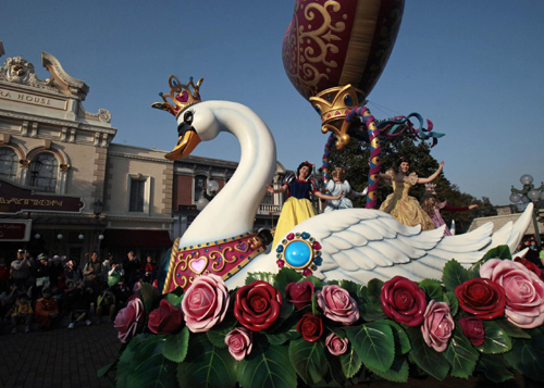 HK Disneyland celebrates 5th anniversary of operation