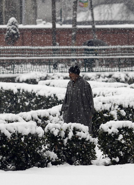 India salutes season's first snow