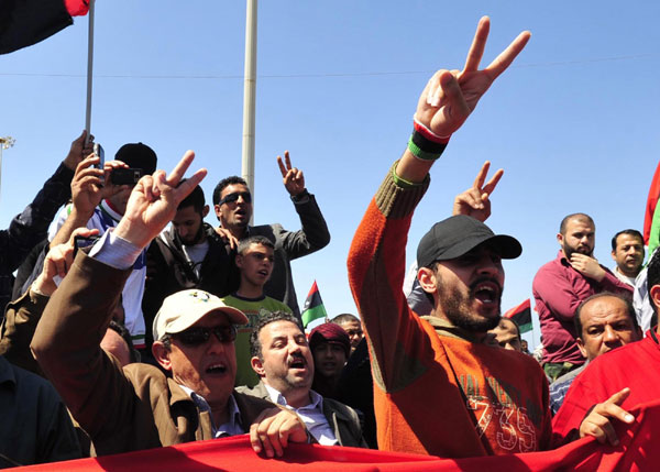 Libyan fighting goes on after peace bid fails
