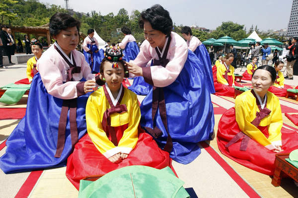 Coming-of-age day ceremony in Seoul