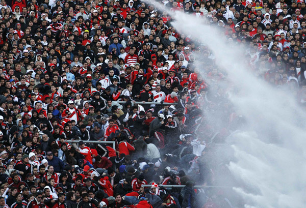 Violence erupts after River Plate relegated