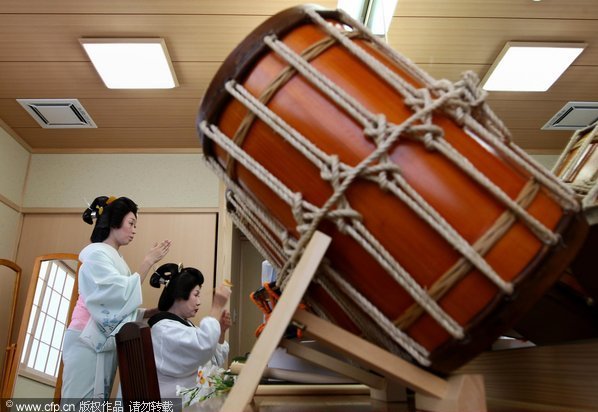 Geisha shows promote tourism in central Japan
