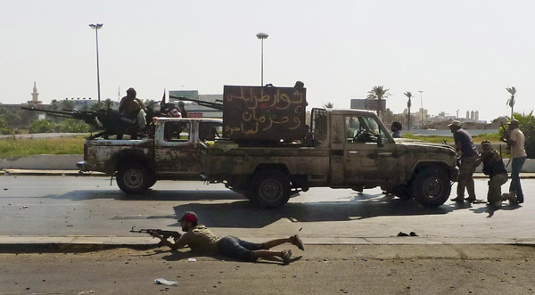 Libyan rebels seek Gadhafi