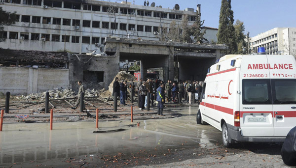 Double car bombing kills 44 in Damascus