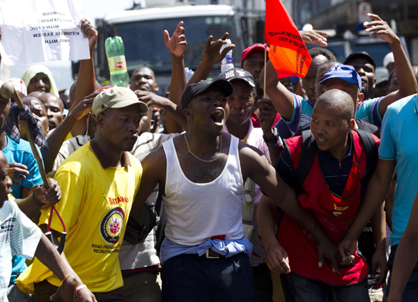S. African transport workers demand higher wages