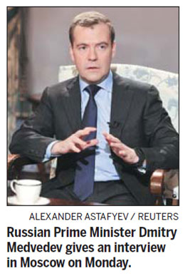 Medvedev slams support of Syrian rebels