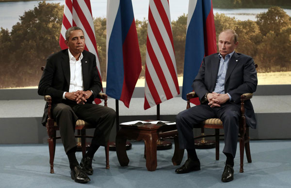 US rethinking Putin summit after Snowden move
