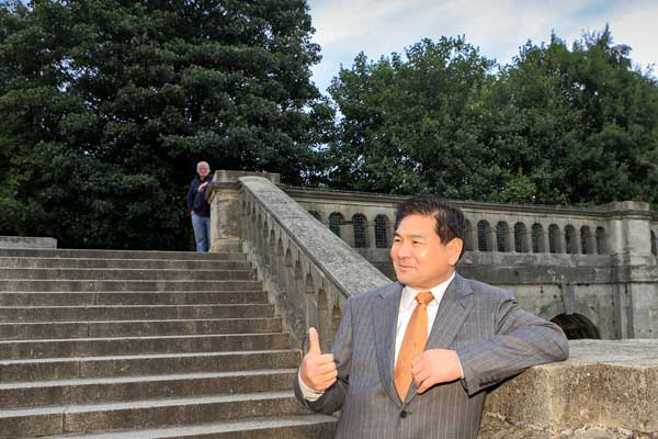 Chinese tycoon aims to restore London's Crystal Palace