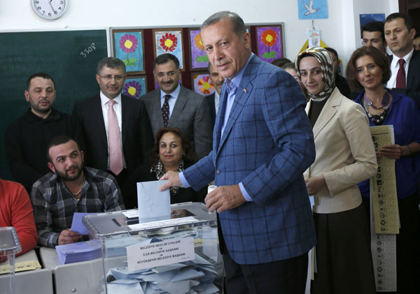 Turkey starts local elections amid tight security measures