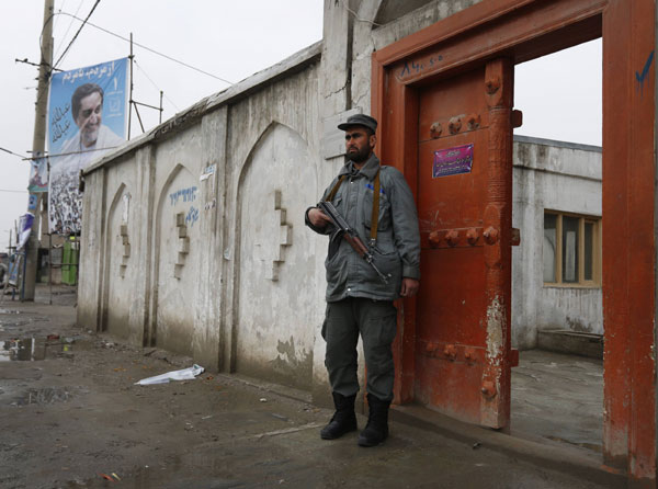 Afghanistan beefs up security ahead of general elections