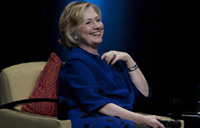 Hillary Clinton dodges shoe during speech