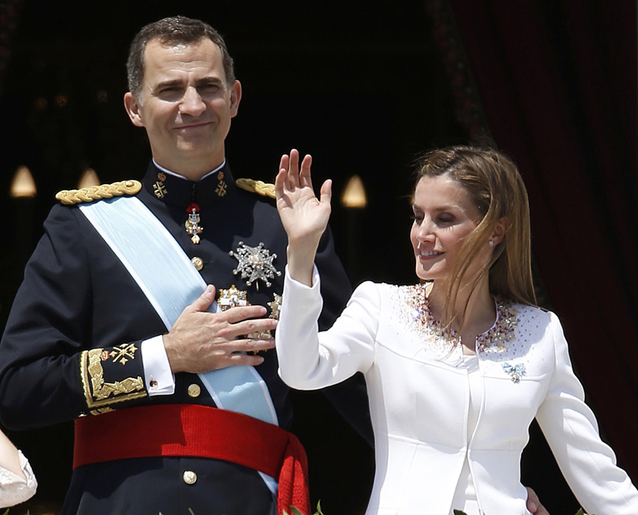 felipe vi proclaimed king of spain