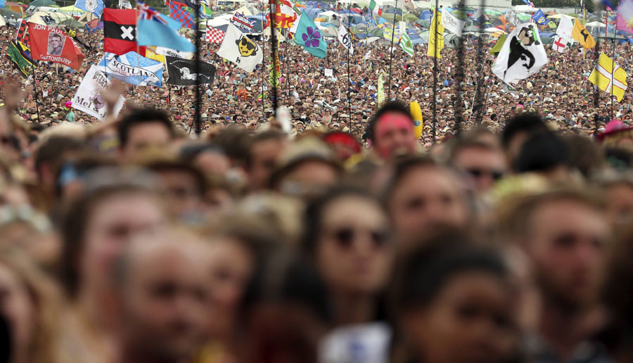 Glastonbury festival kicks off in UK