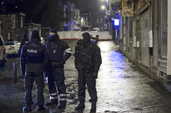 Belgian police kill two in raid on suspected Islamists