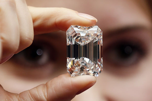 100-carat classic emerald-cut diamond coming to auction