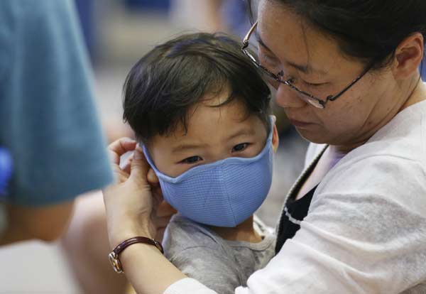 Schools reopen as South Korea seeks normality amid MERS outbreak