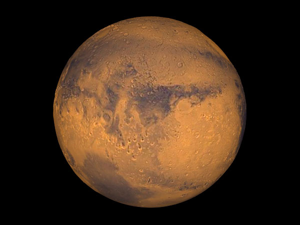 Evidence found of summertime water flows on Mars: study