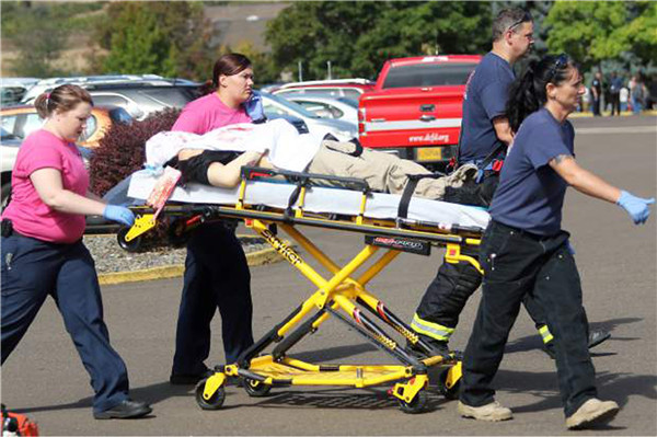 Gunman opens fire at Oregon college in mass killing