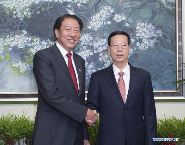 China, Singapore agree on new initiatives to boost internationalization of RMB