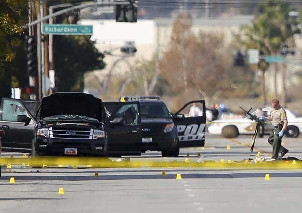 US authorities look for militant links to shooters in California mass slaying