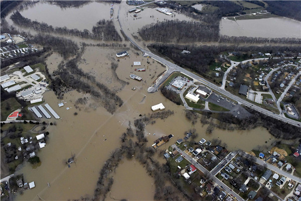 Widespread flooding hits US Midwest, rivers still rising