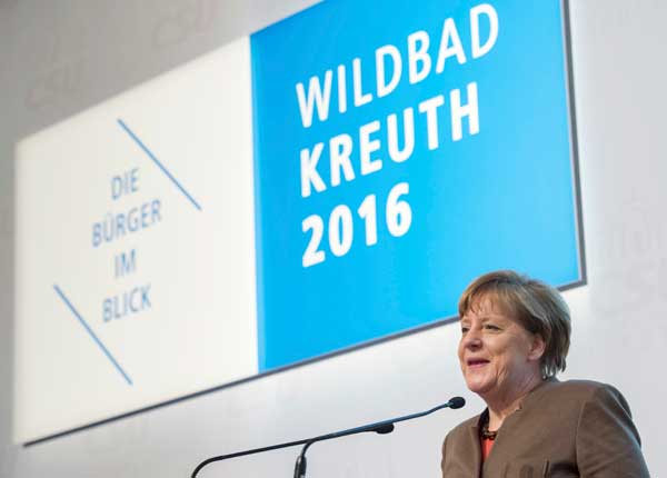 Merkel insists on European solution for refugee crisis