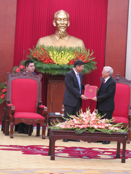 Xi’s special envoy boosts ties with Communist Party of Vietnam