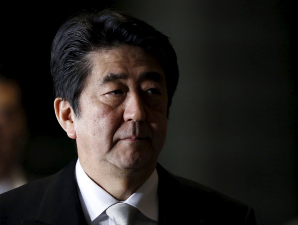 Abe confirms intentions to amend Japan's war-renouncing constitution