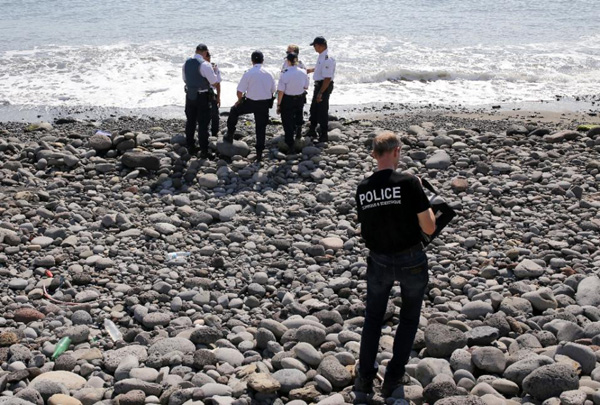 New debris found in Reunion 'unlikely' from MH370