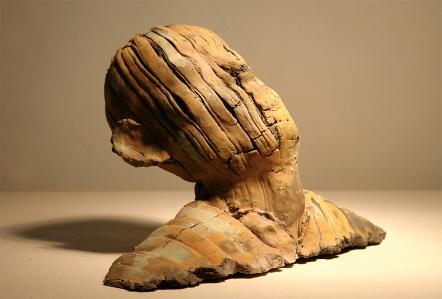 Contemporary ceramic art exhibition in Quito