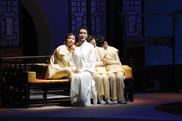 Top Chinese opera company debuts The Wager on London stage