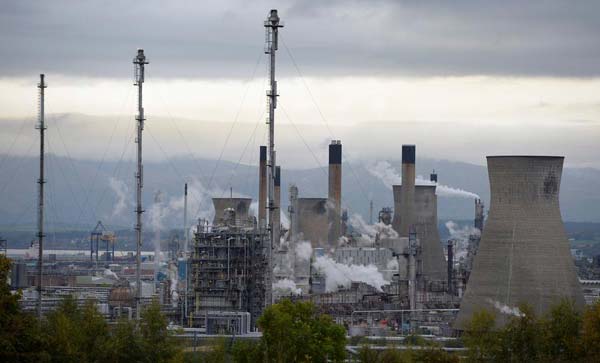 Emergency services called to suspected 'gas leak' at Ineos's Grangemouth site in Scotland