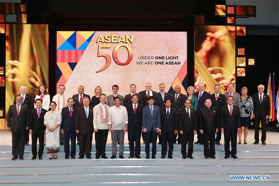 Xi extends congratulations on 50th anniversary of ASEAN's founding