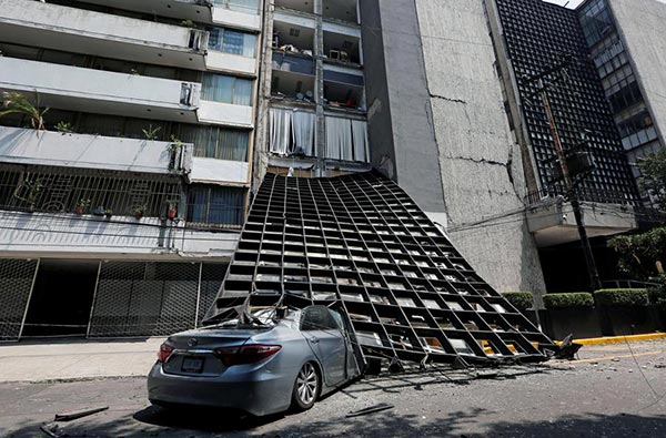 226 killed as 7.1 magnitude quake fells buildings in Mexico