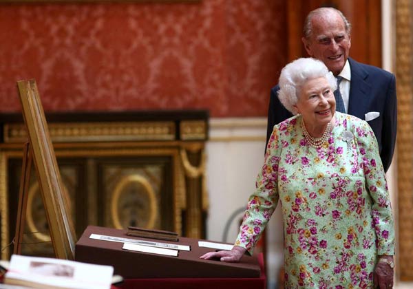 UK monarchy worth $90 billion as couple mark 70 years together